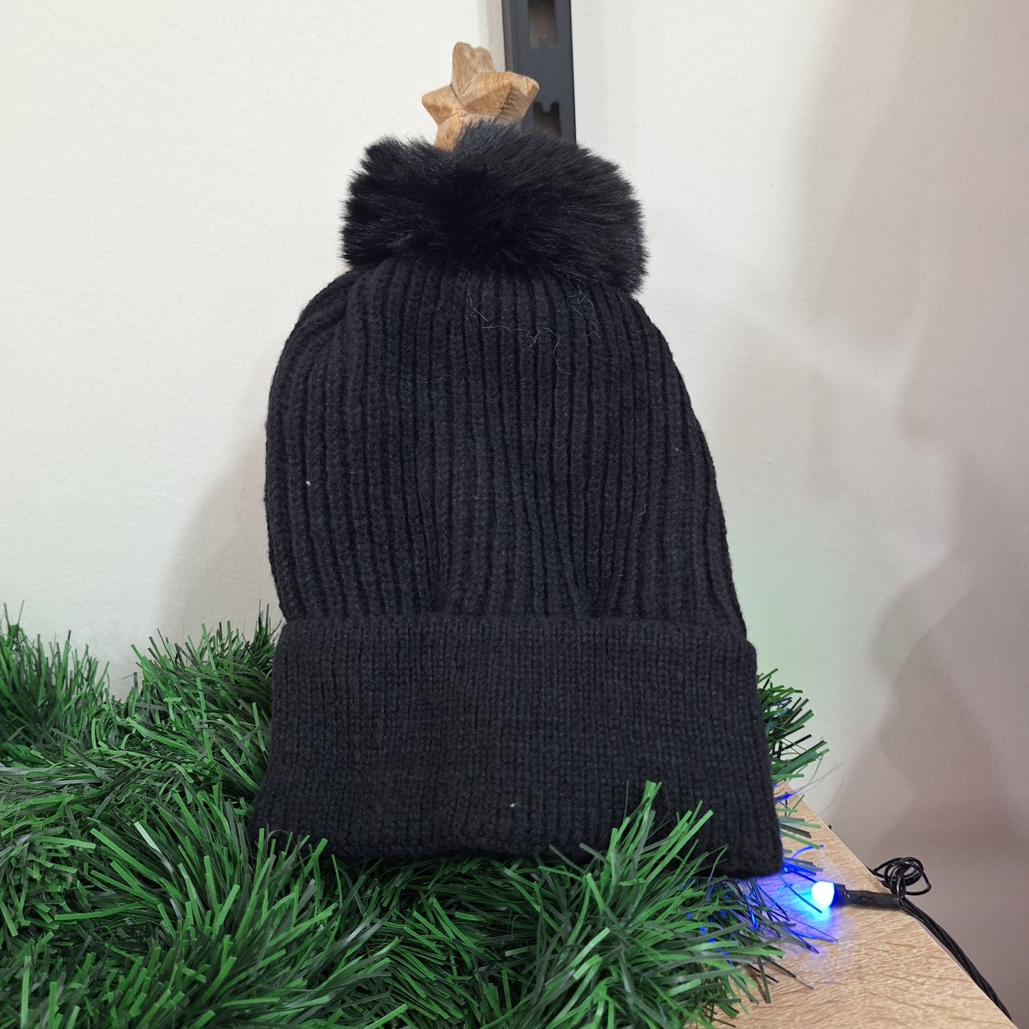 Simple fleeces hat
