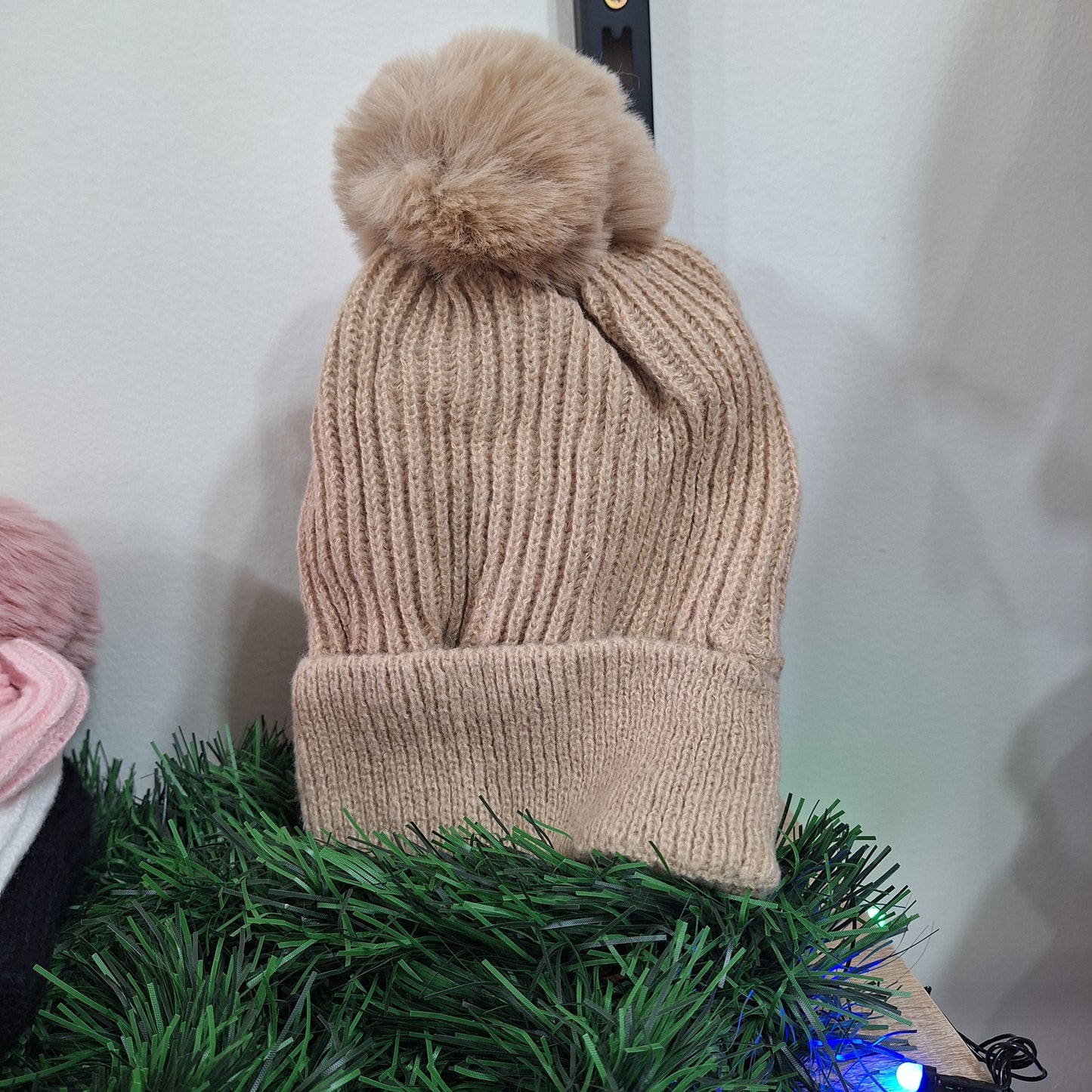Simple fleeces hat