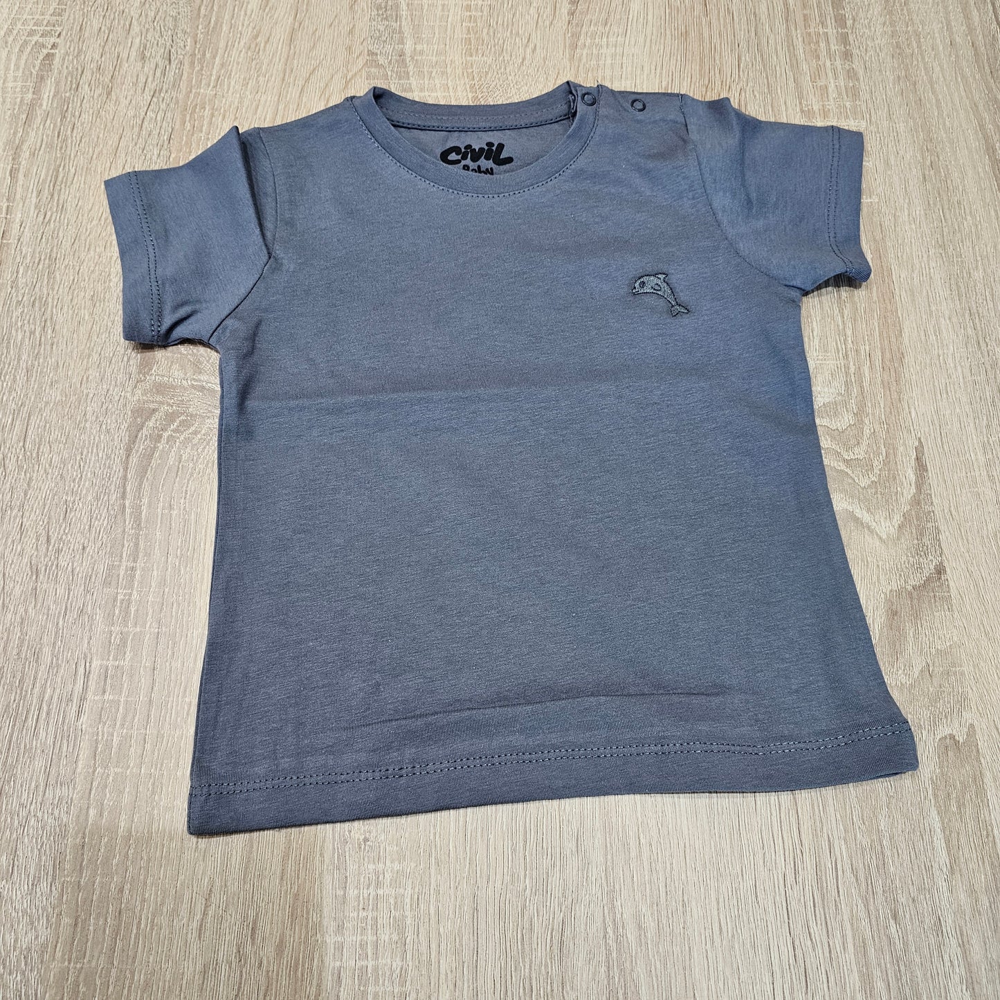 Plain grey cotton tshirt