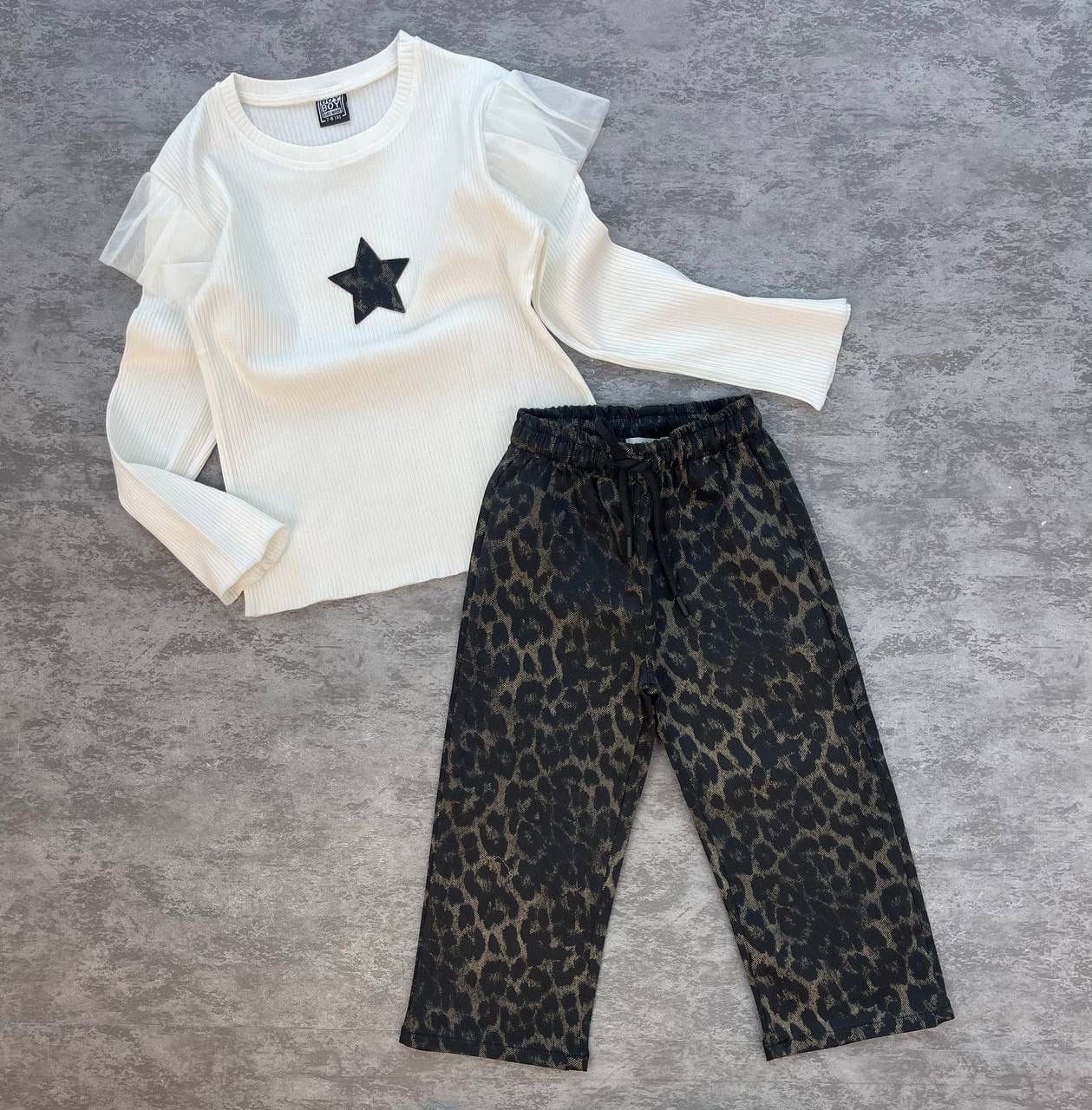 Leopard set