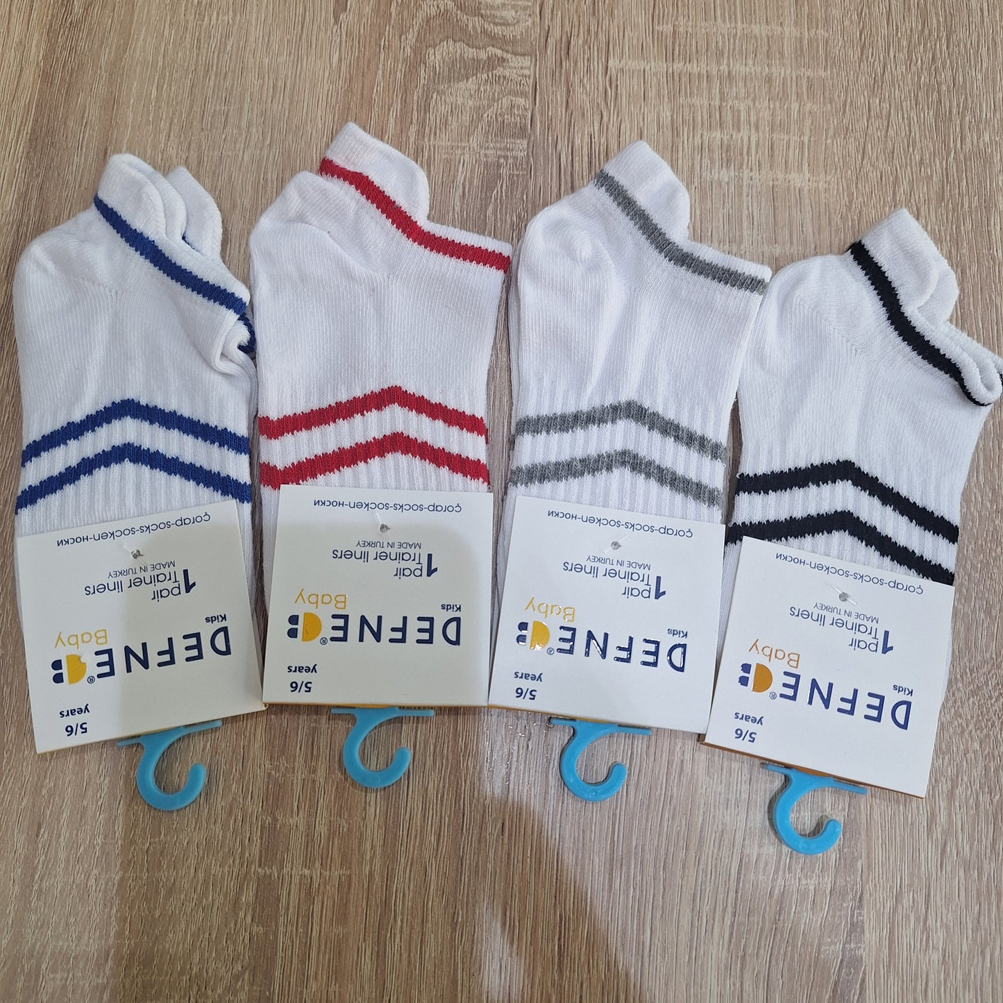 1PE007_24 socks lines