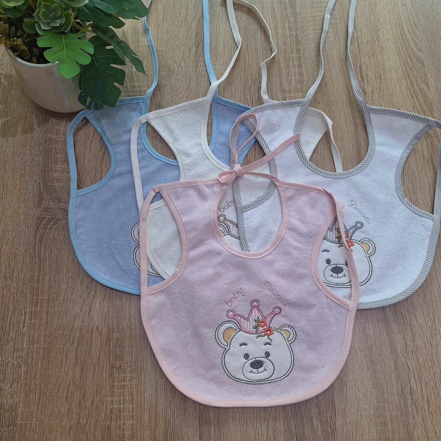 QUEENE BIBS (Doucette)
