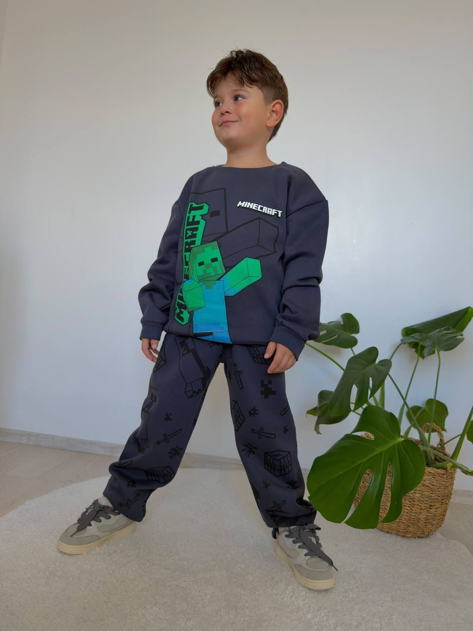 Minecraft dark grey_ Fleece set