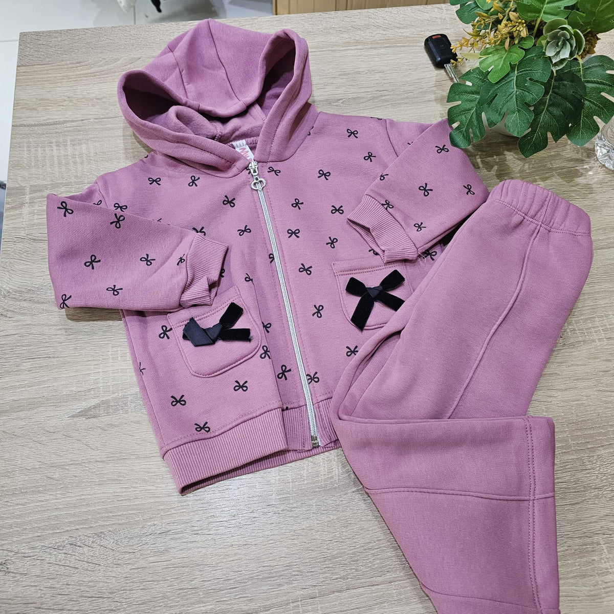 Black bows_ fleece set