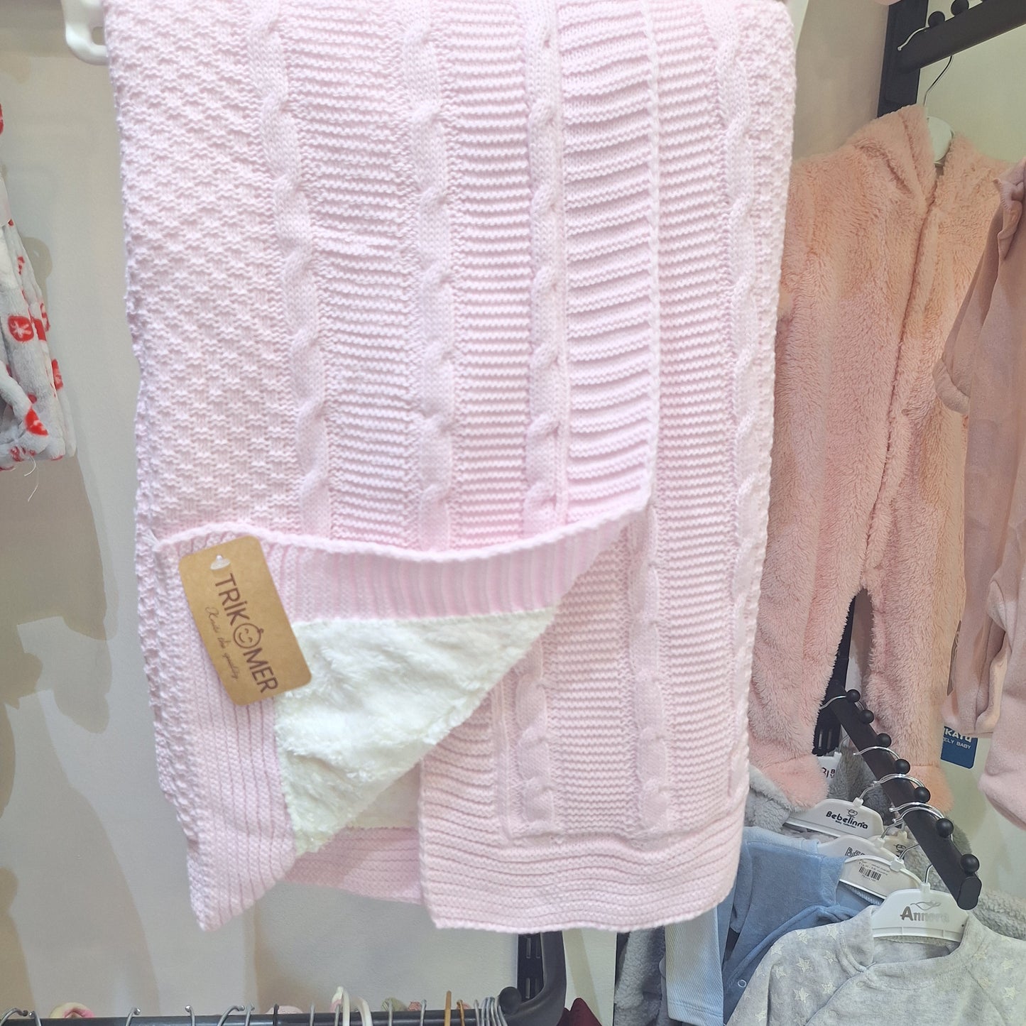Triko Blancket- pink & fur inside