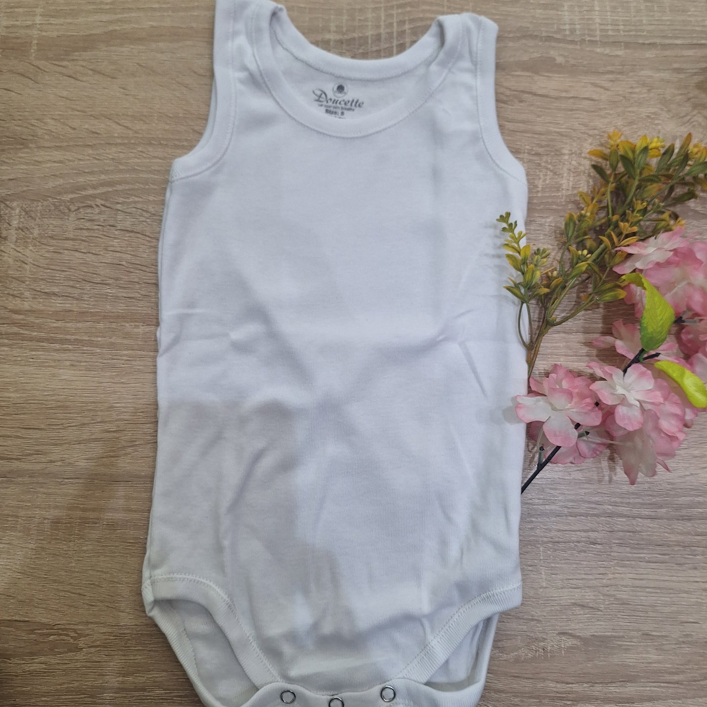 Body's white doucette