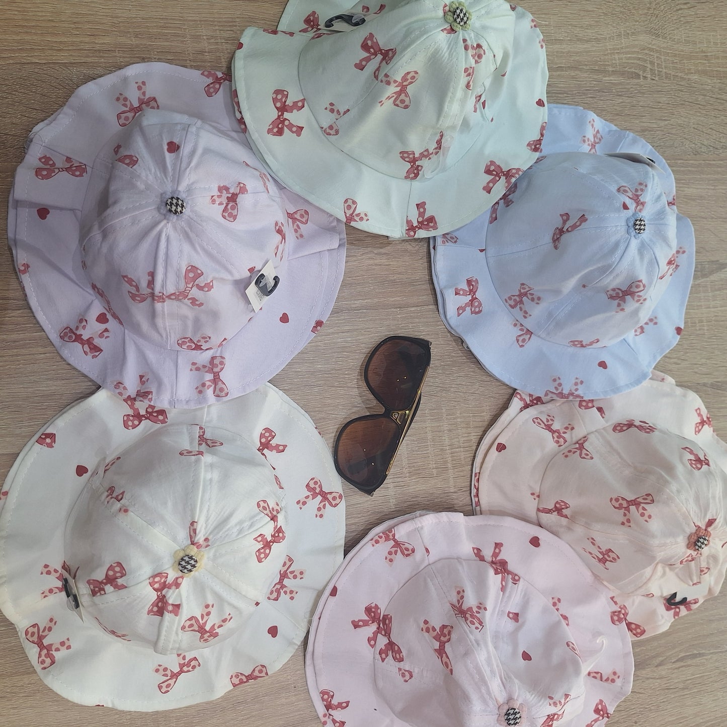 Bows hat summer