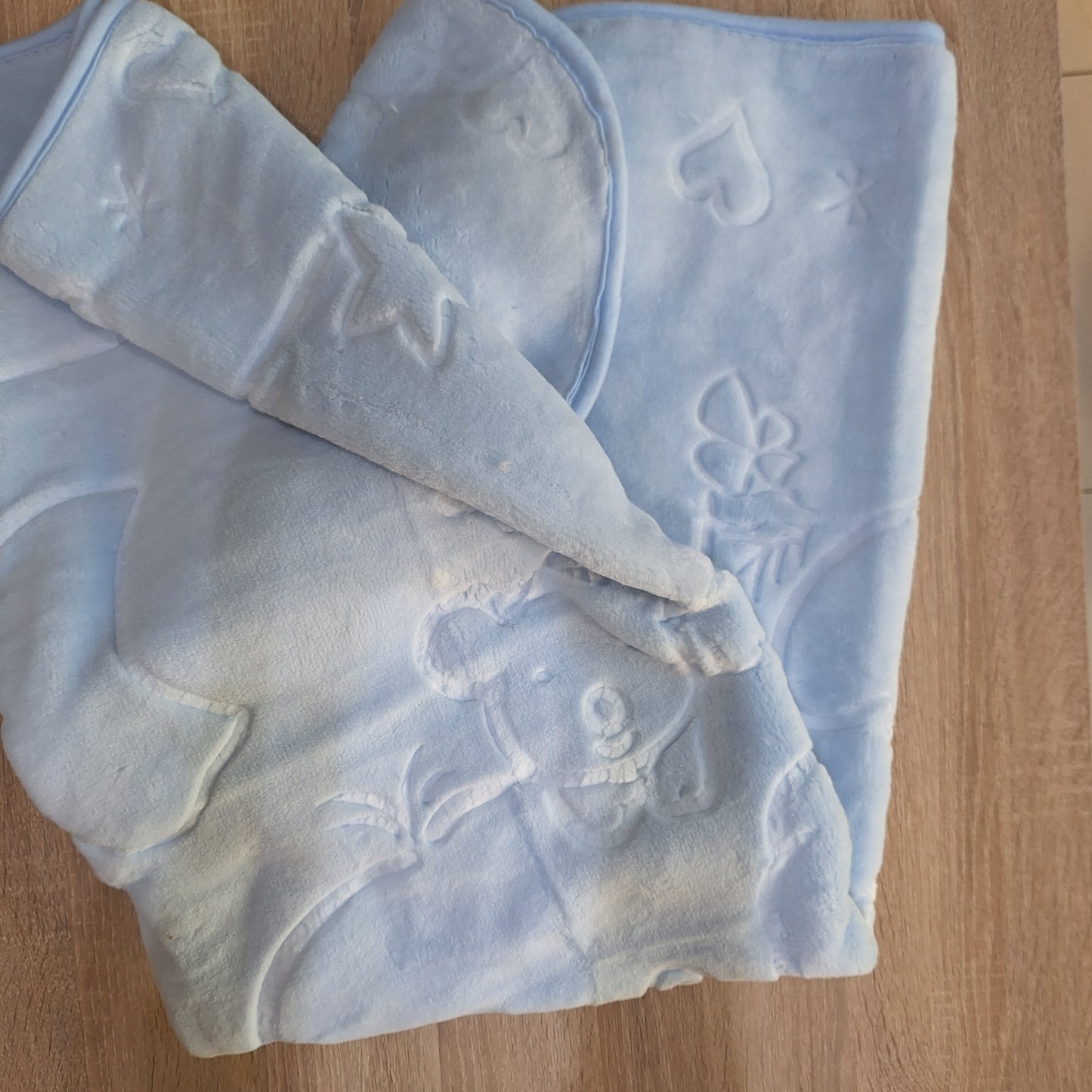 Elephant blue blancket