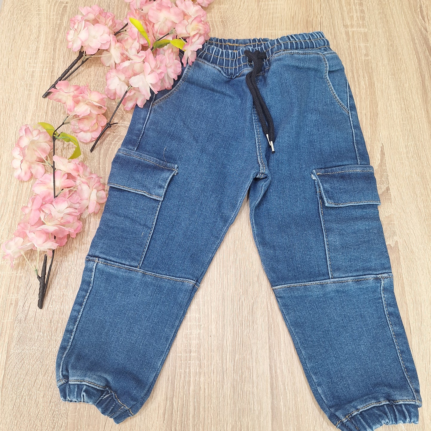 Cargo dark jeans