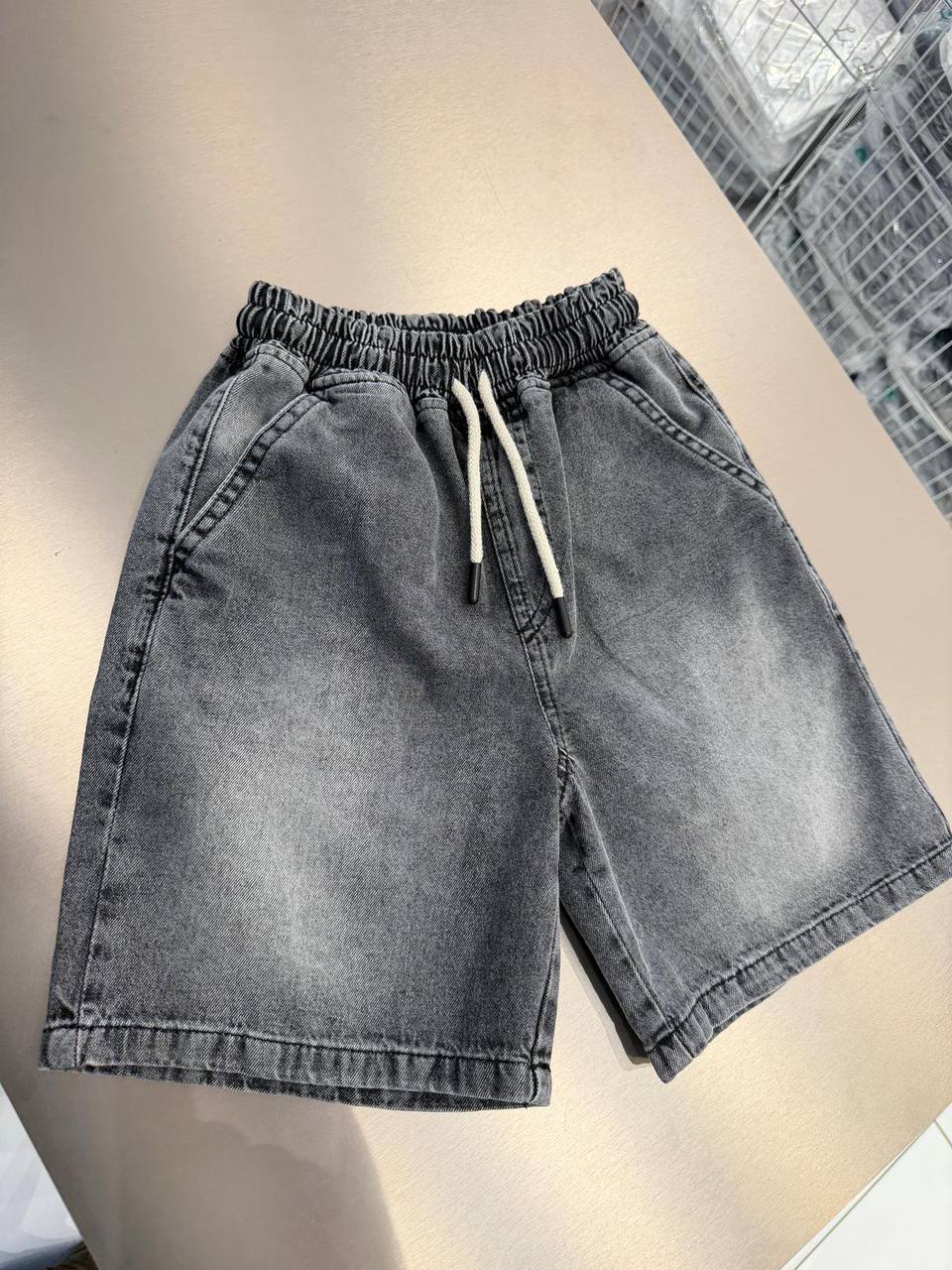 Boys grey short