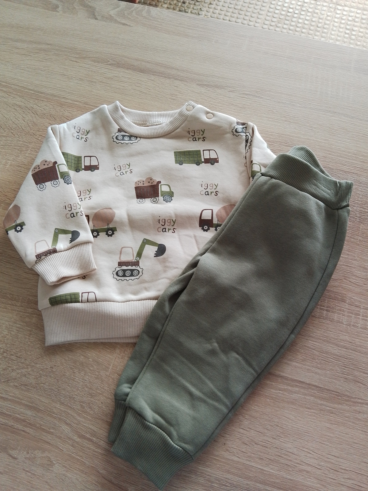 Cars Olive green_Iggy - FLEECE SET