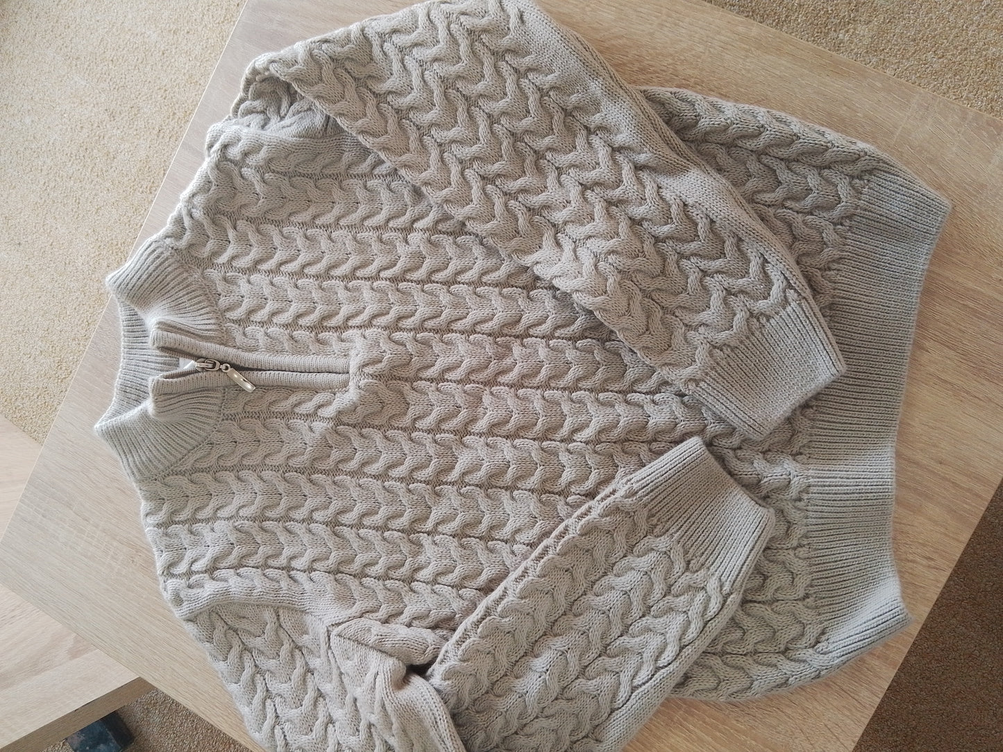 Ron nude sweater
