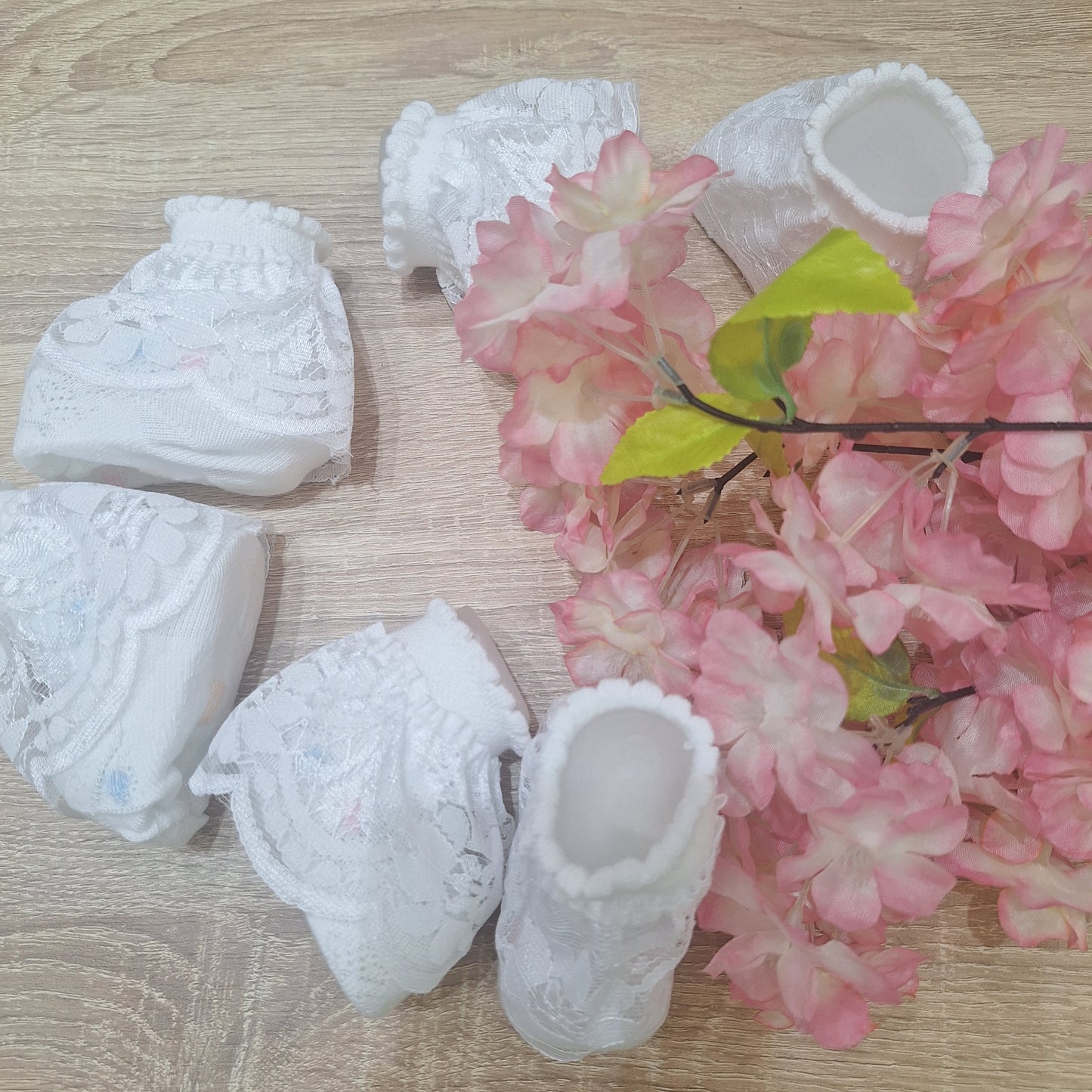 White dentel socks