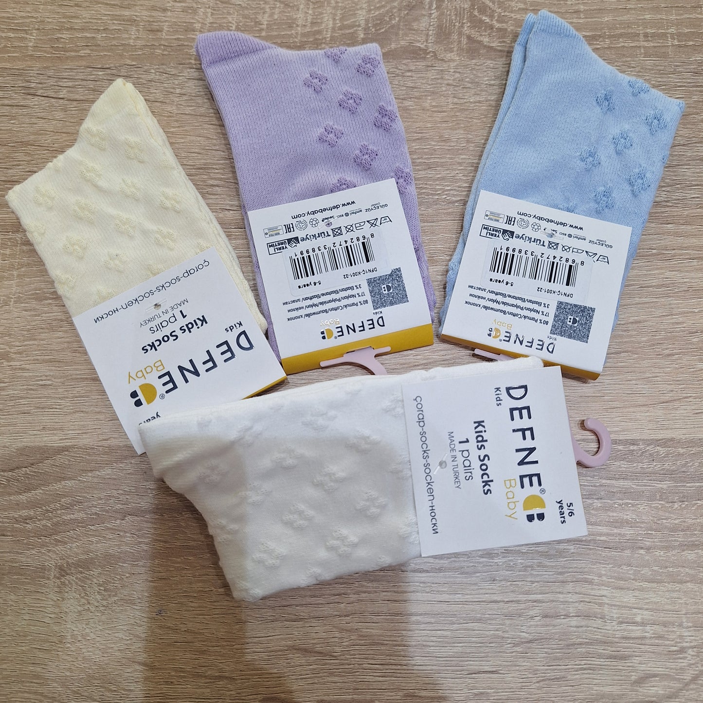 K001_22 mid SOCKS GIRLS