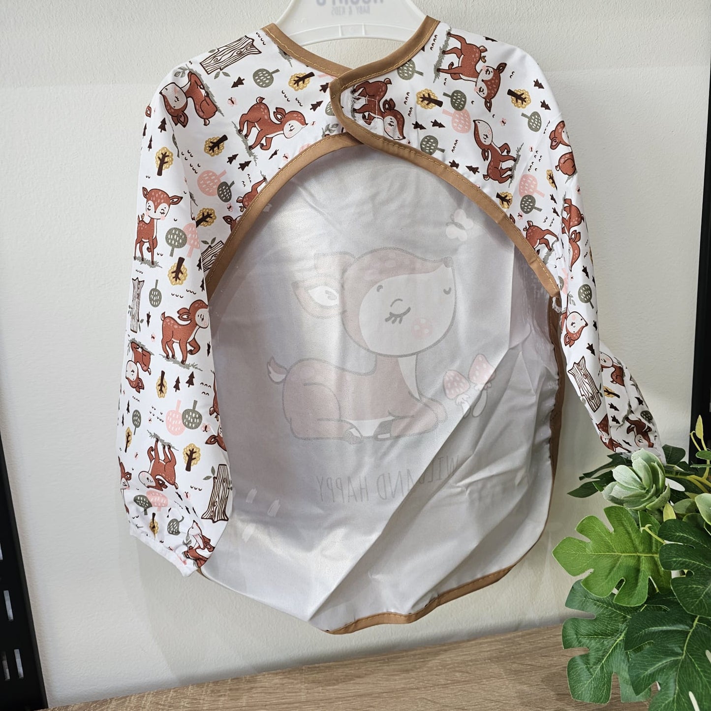 Wild and happy - eating bibs