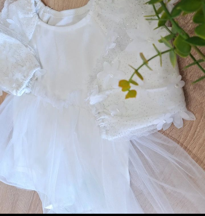 DRESS White