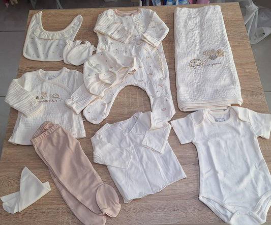 Hospital set nude hello baby 10 pieces _ caramell