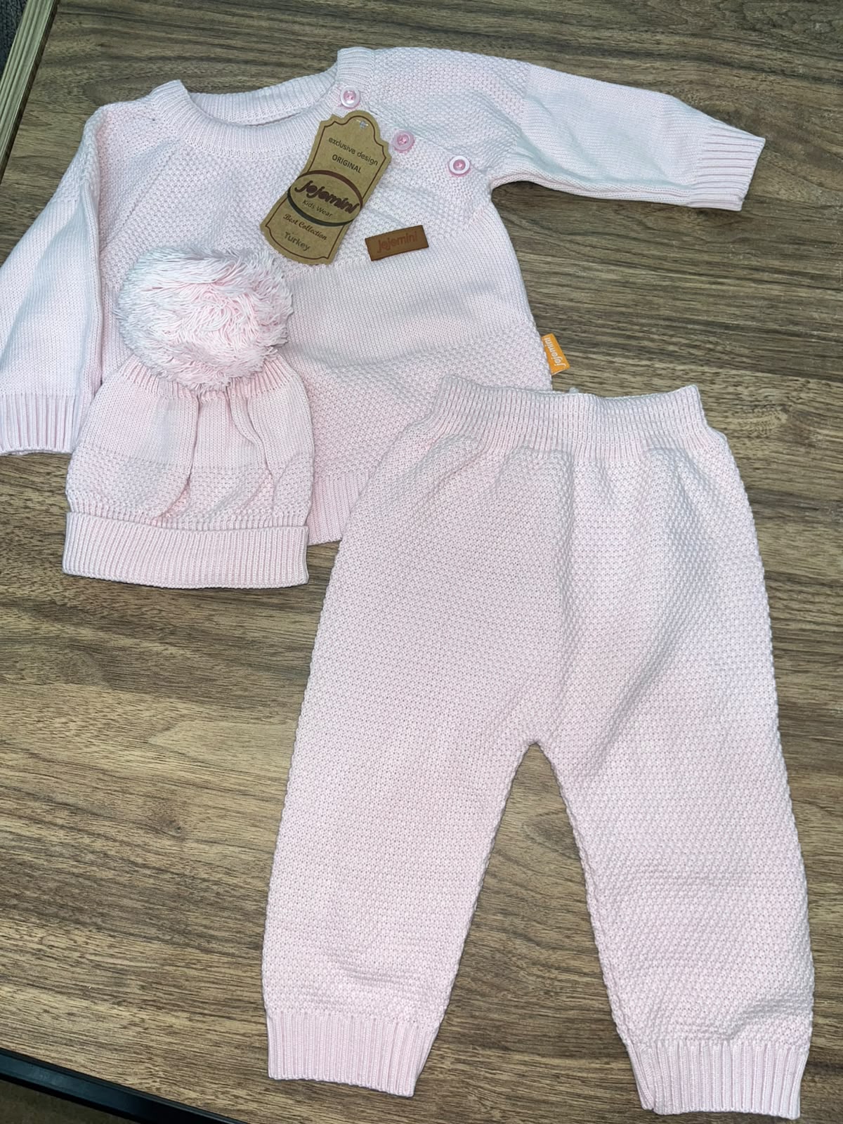Pink wool- 3 pieces set