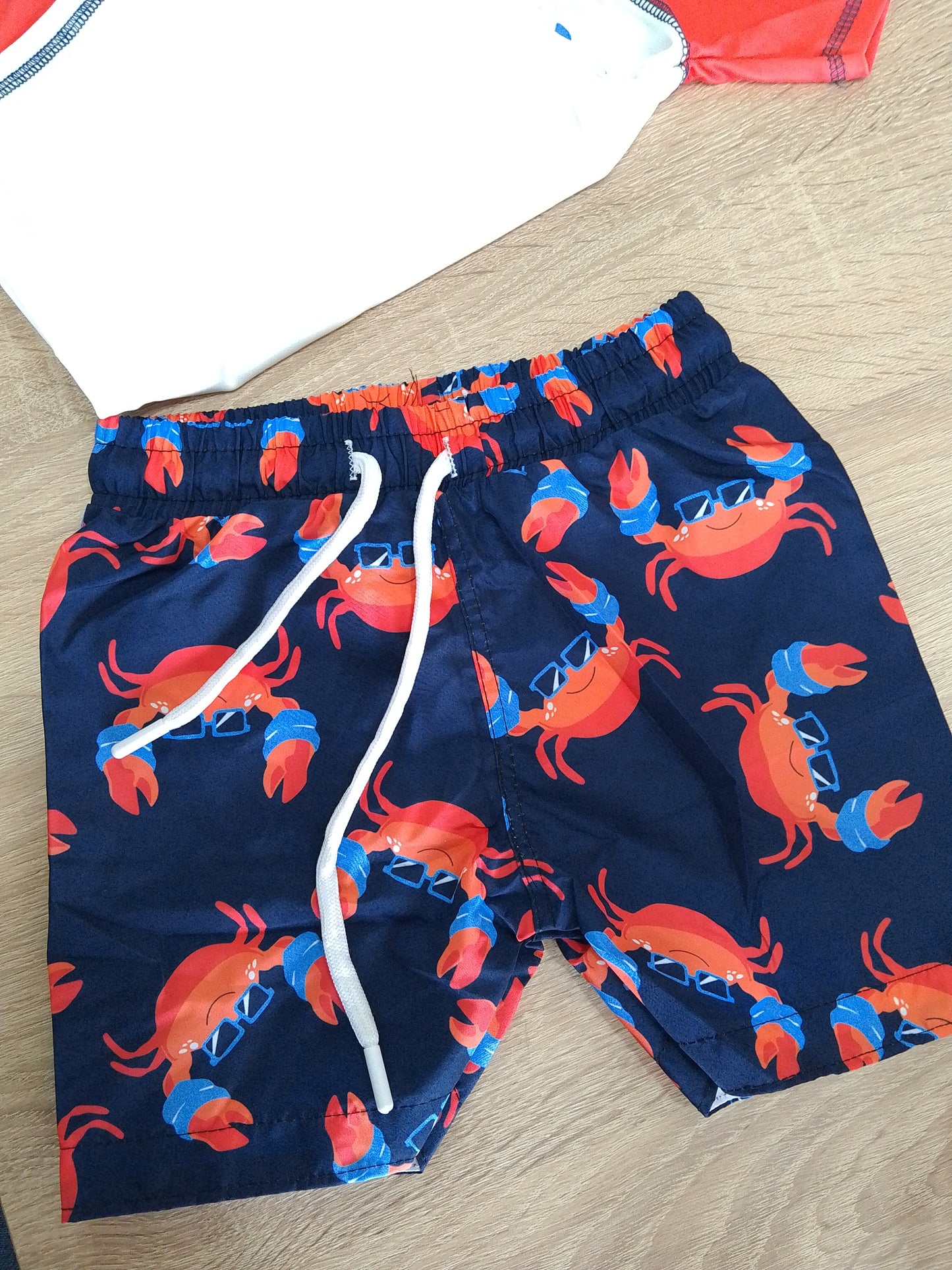 Totaly claw some  / swimwear
