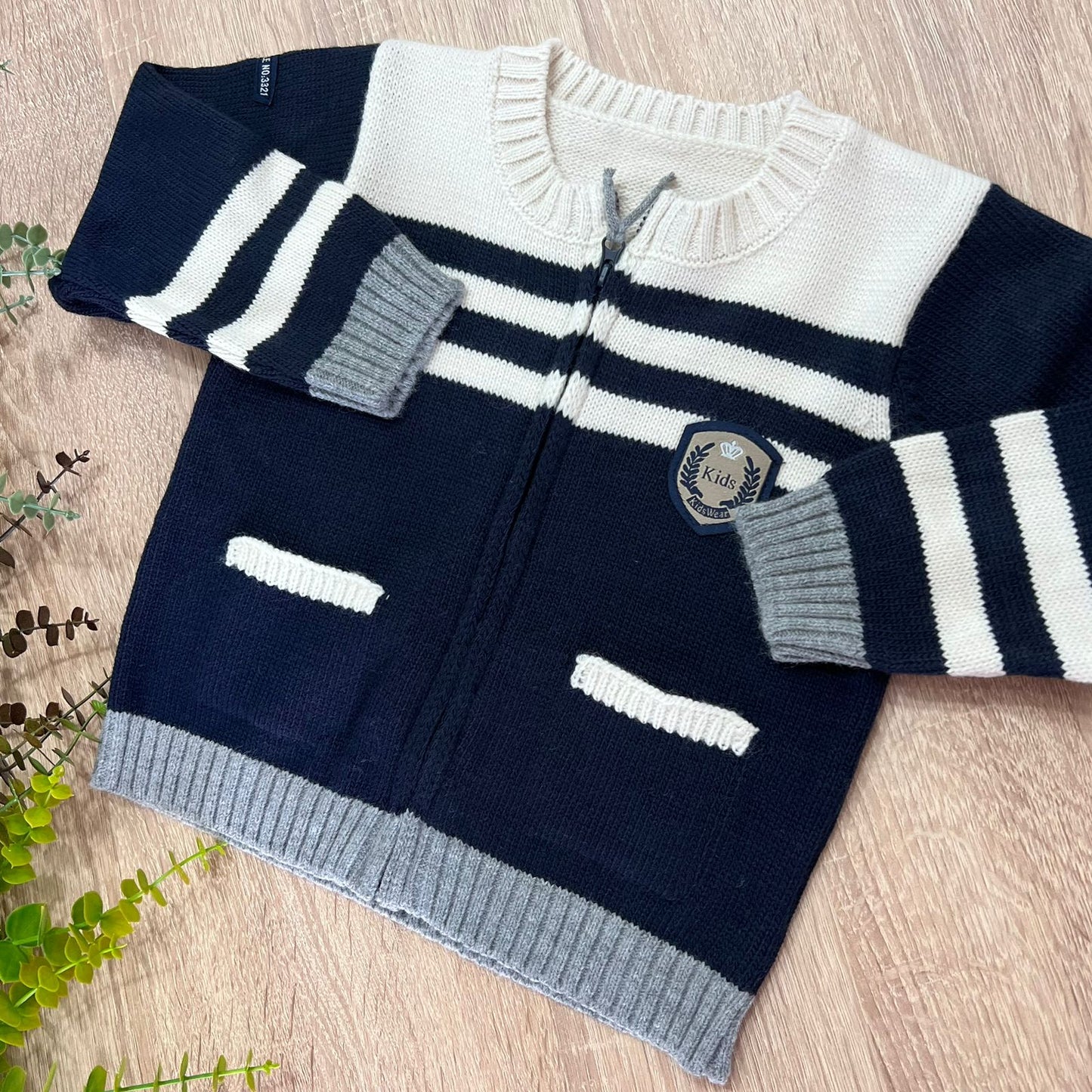 Kids beige  navy/ wool sweater