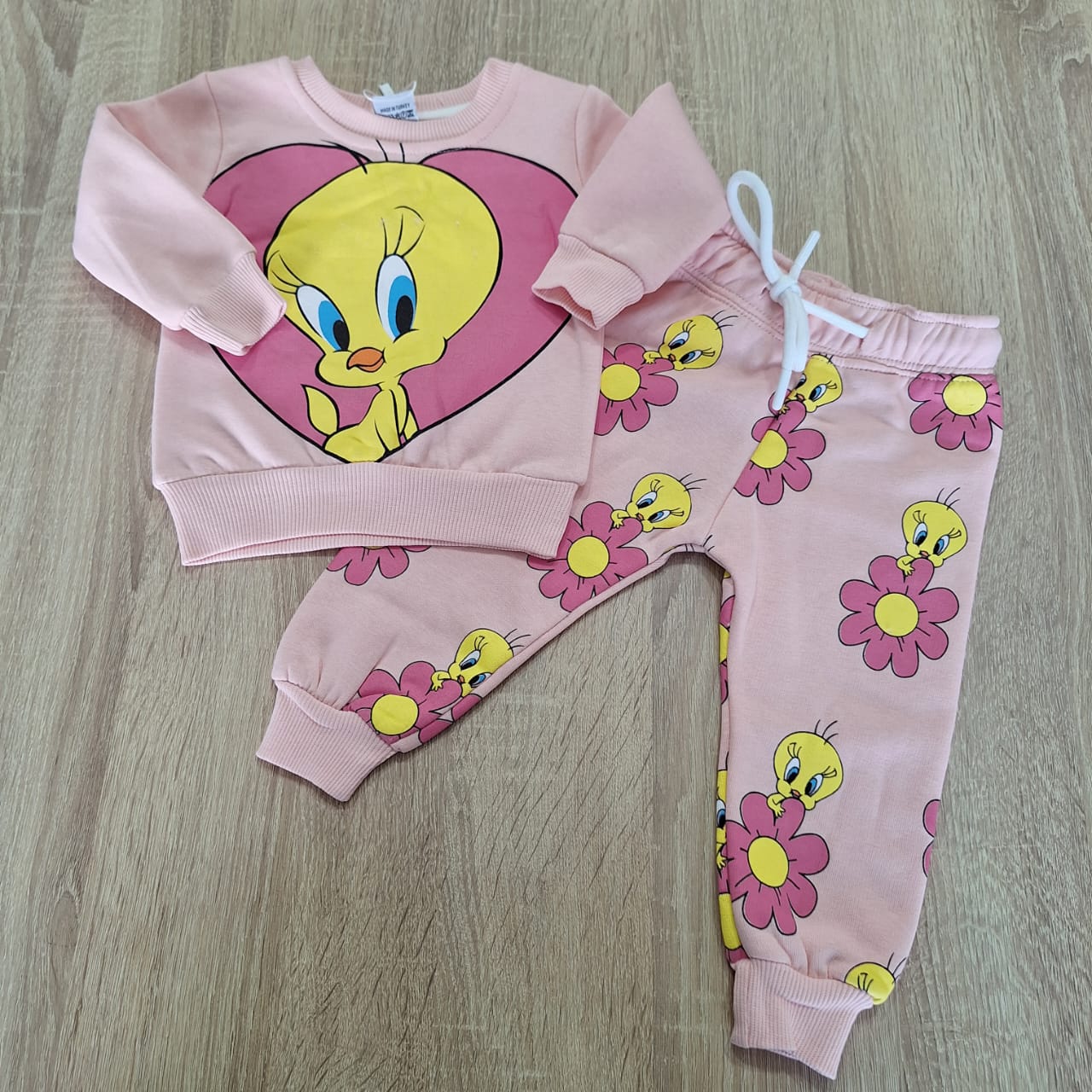 Tweety pink - fleece