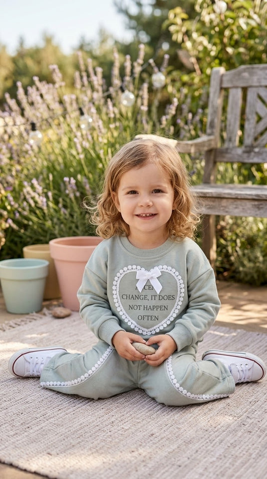 Often heart green fleece set