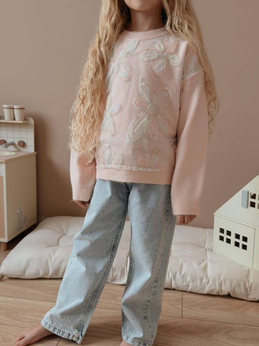 Flower pullover & jeans