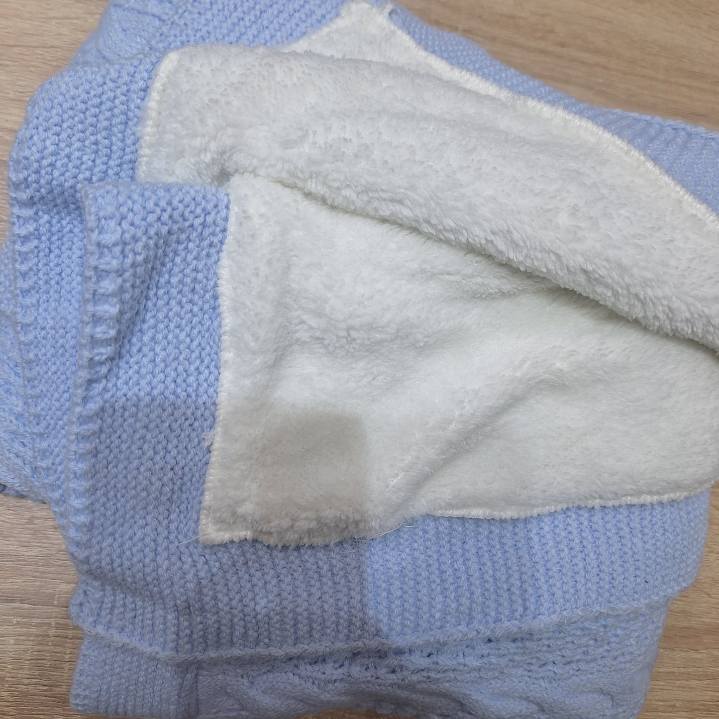 Triko blancket- blue & fus inside