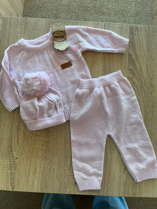 Pink wool- 3 pieces set