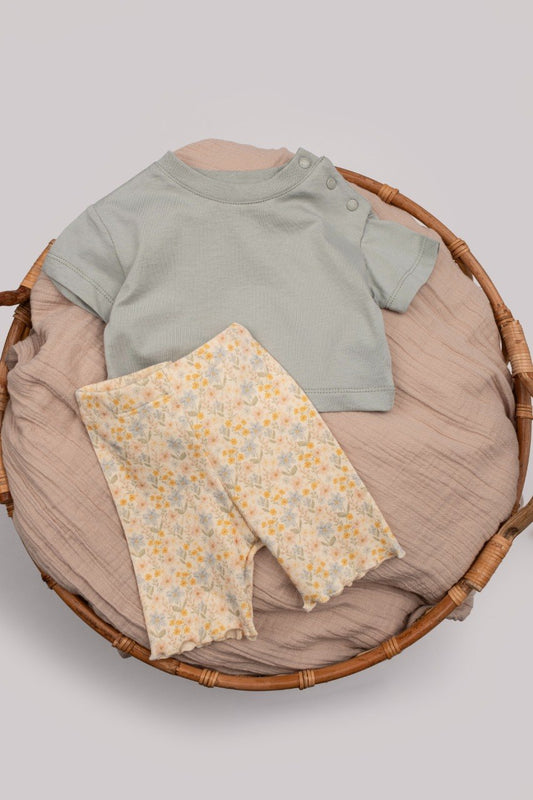 Flowery set _ Vauva