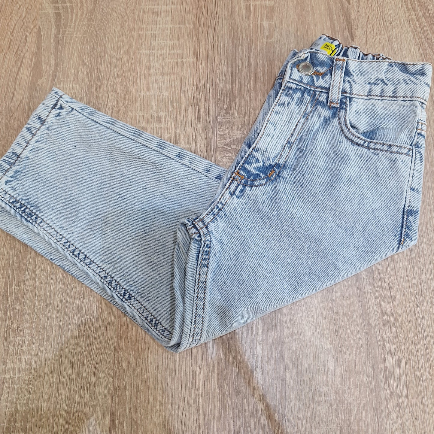 Stylish jeans oversize