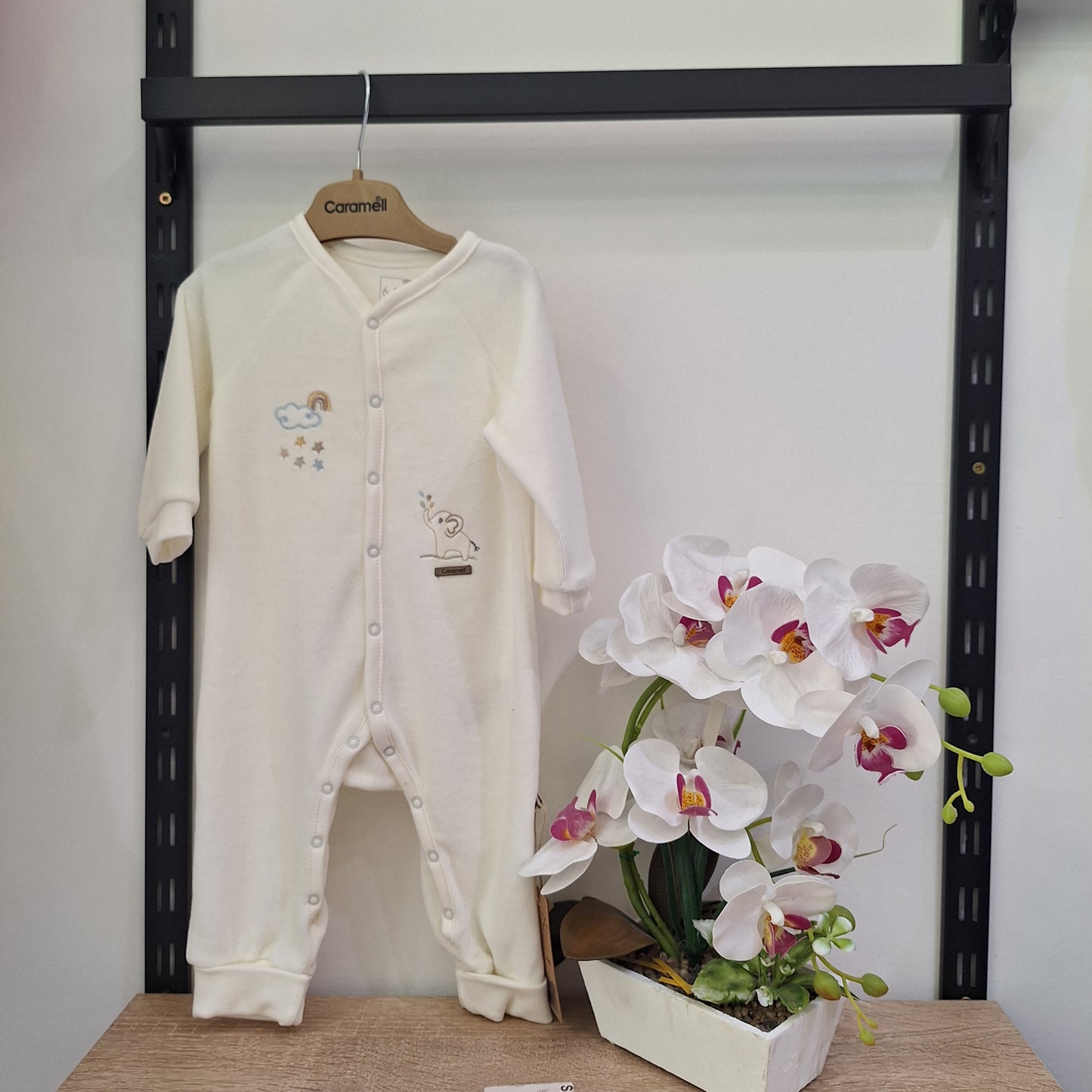 Caramell - velvet overall white