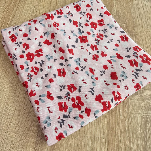 Flowers grey red blancket