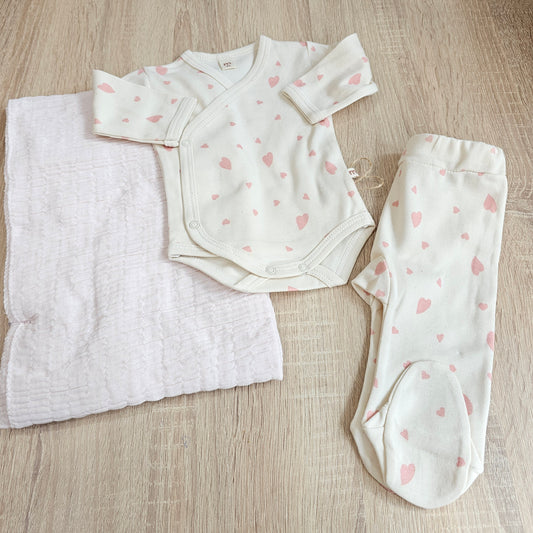 Hearts Pack of 3 (body , pant , blancket)